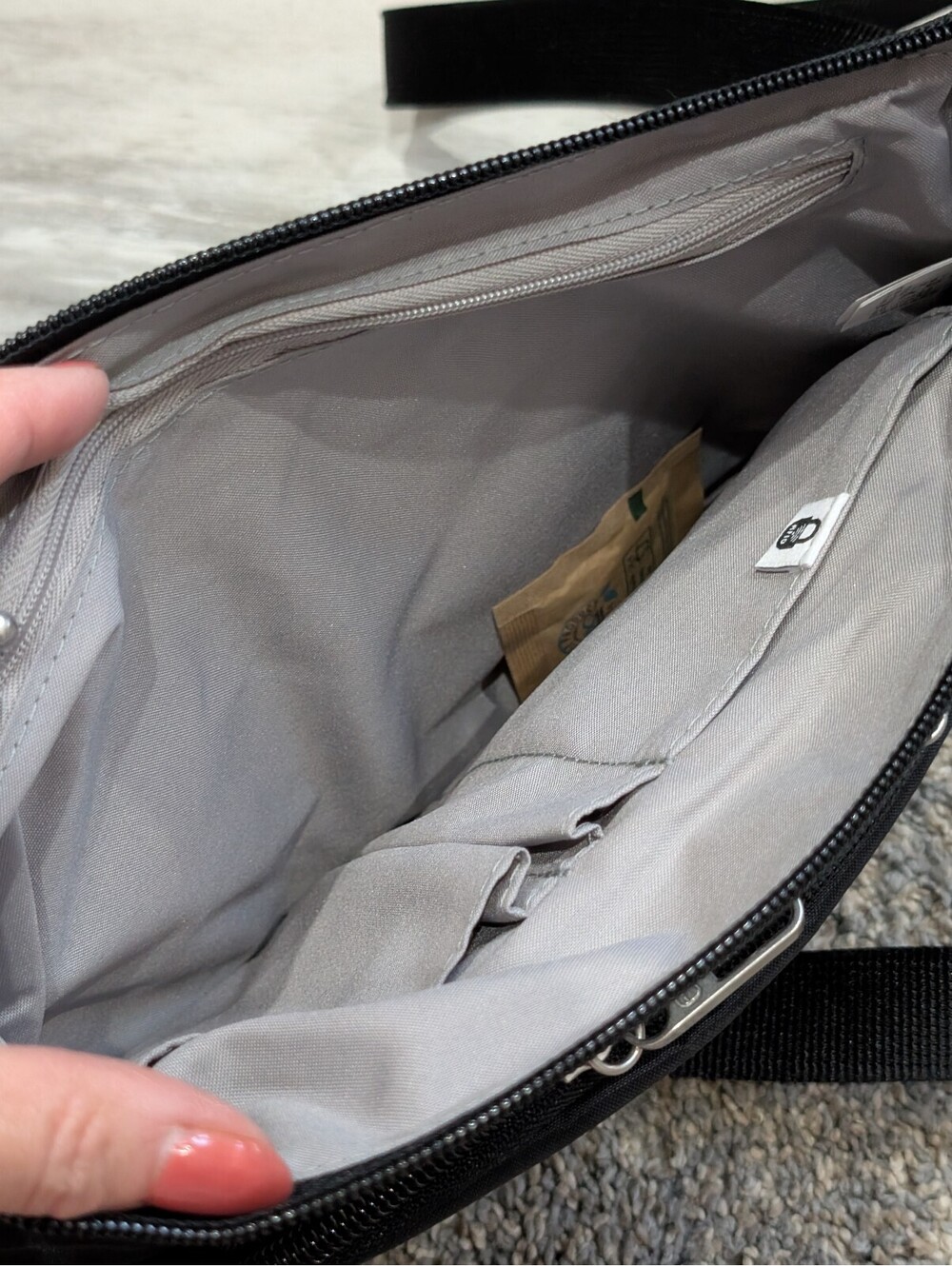 baggallini Black Crossbody Bag with RFID Protection and Slash-Resistant Panels - Picture 6 of 7